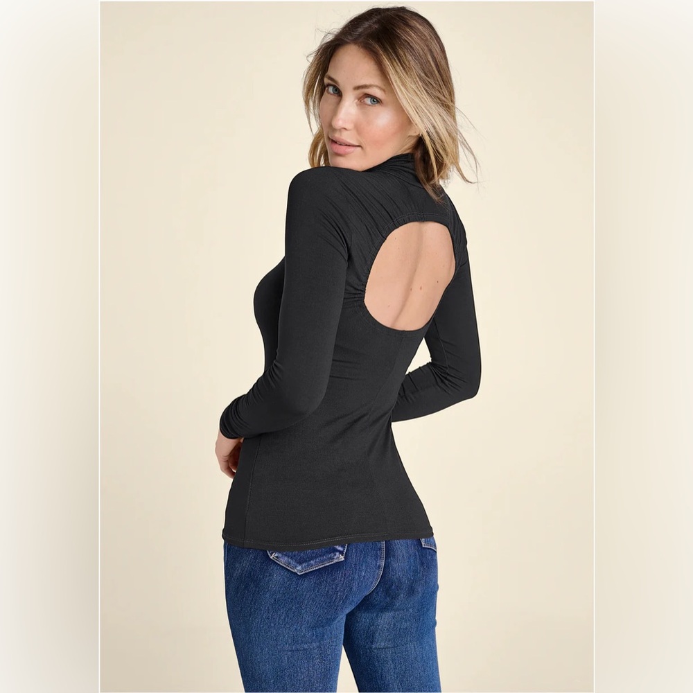 OFF-WHITE Open-Back Mock Turtle Neck Long Sleeve Top